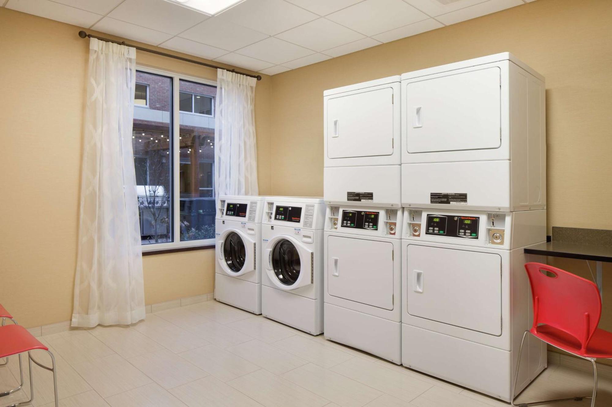 Homewood Suites By Hilton Kalamazoo-Portage Eksteriør billede